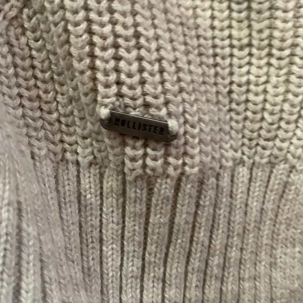 Hollister Beige Sweater - Picture 4 of 4